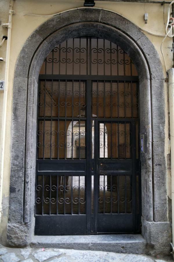 B&B Alchimia Napoletana Νάπολη Εξωτερικό φωτογραφία